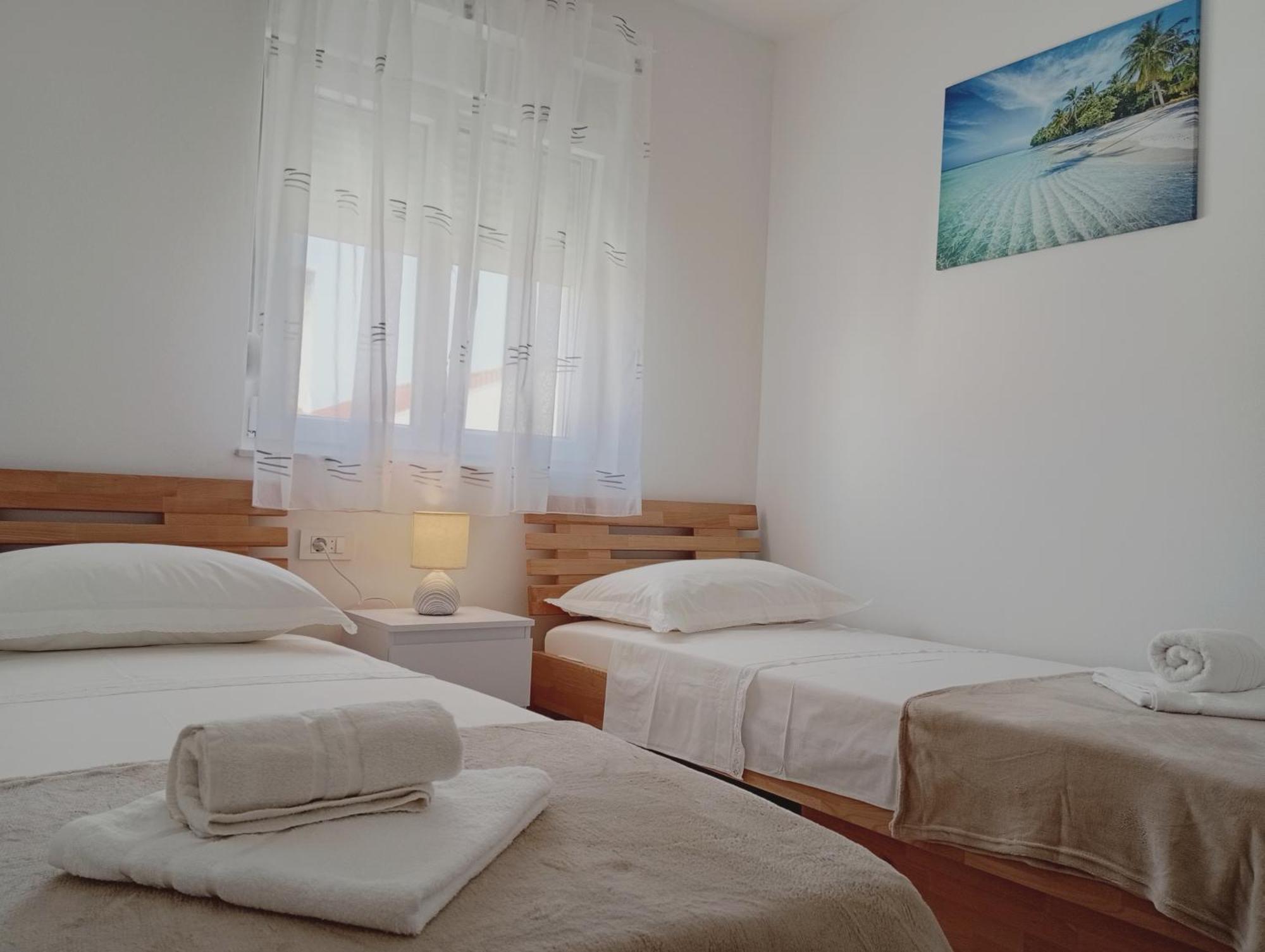 Apartments Villa Odesa With Shared Pool Задар Номер фото